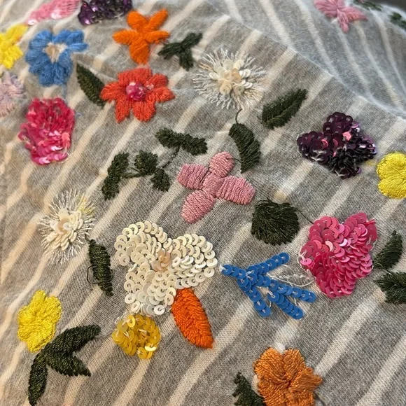 Anthropologie Gray and White Embellished Short Sleeve Tee - Picture 6 of 6